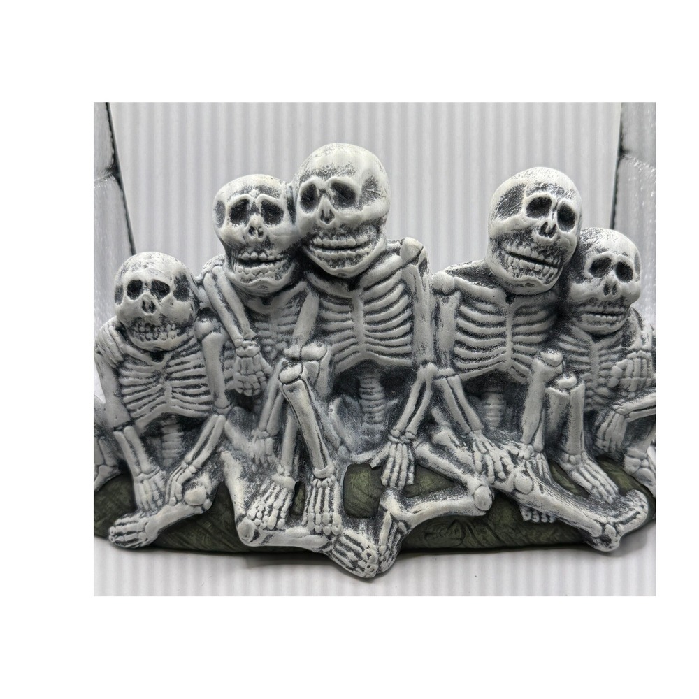 Vintage Ceramic Skeleton Family Figurine Halloween Spooky Gothic Decor 8.5"